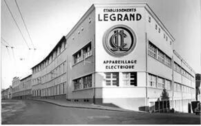 您好(hǎo)！這(zhè)是(shì)『羅格朗』的(de)世界名片，請(qǐng)收下(xià)