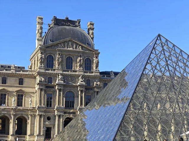巴黎羅浮宮