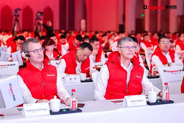 羅格朗集團首席運營官