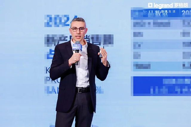 ▲羅格朗中國(guó)市(shì)場(chǎng)系統副總裁馬可(kě)