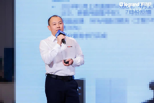 ▲市(shì)場(chǎng)總監盧文(wén)洪