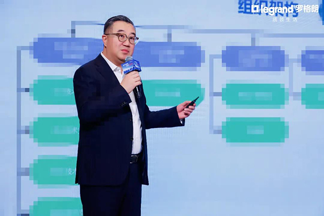 ▲BI工(gōng)程銷售副總裁汪岫松