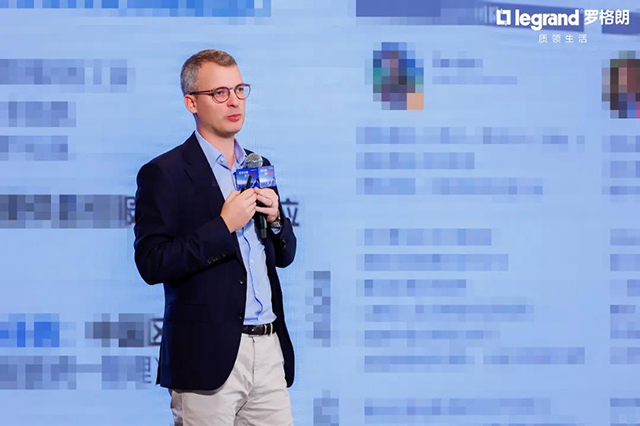 ▲羅格朗中國(guó)CFO馬修