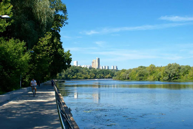 松山(shān)湖(hú)